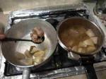 豚カルビと大根の味噌煮込み11
