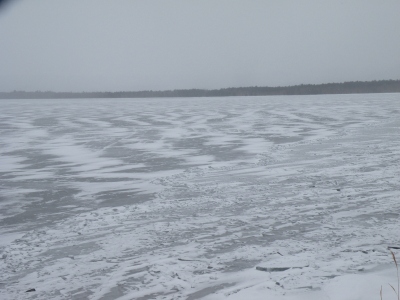 屈斜路湖　ほぼ凍結