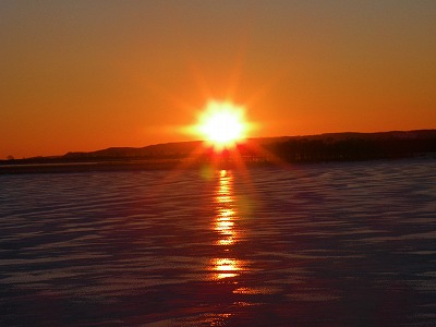 シラルトロ湖に沈む夕陽