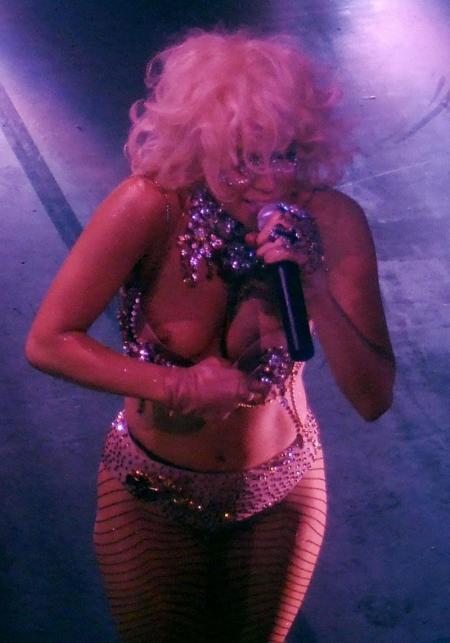 Lady Gaga - Nip slip wardrobe malfunction c02