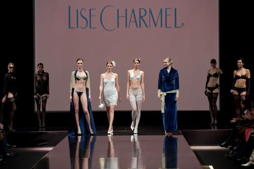 Madalina Pica - the 35 year of Lise Charmel Lingerie Fashion Show 01