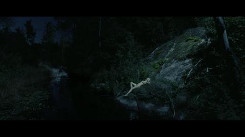 Kirsten Dunst - topless from the Melancholia (3)