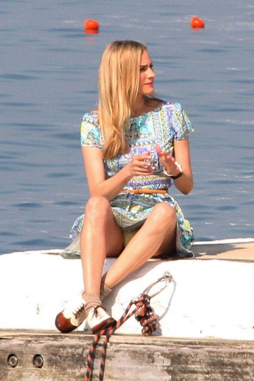 Diane Kruger Flashes Upskirt on the Beaches of Cannes